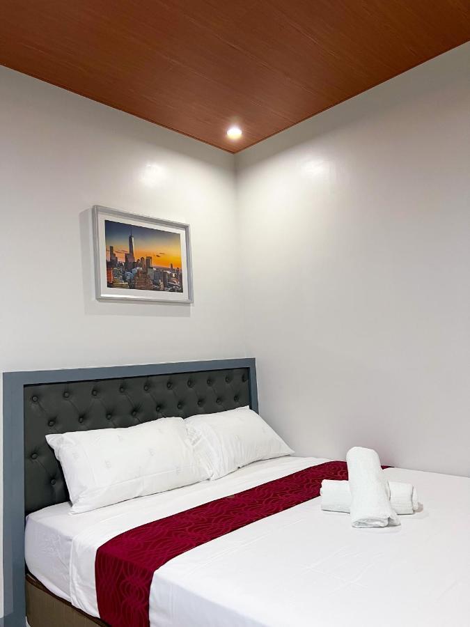 Icon Venue And Suites General Santos City Eksteriør billede