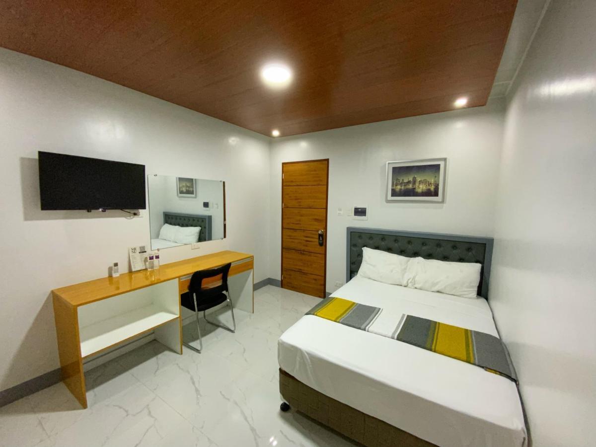 Icon Venue And Suites General Santos City Eksteriør billede